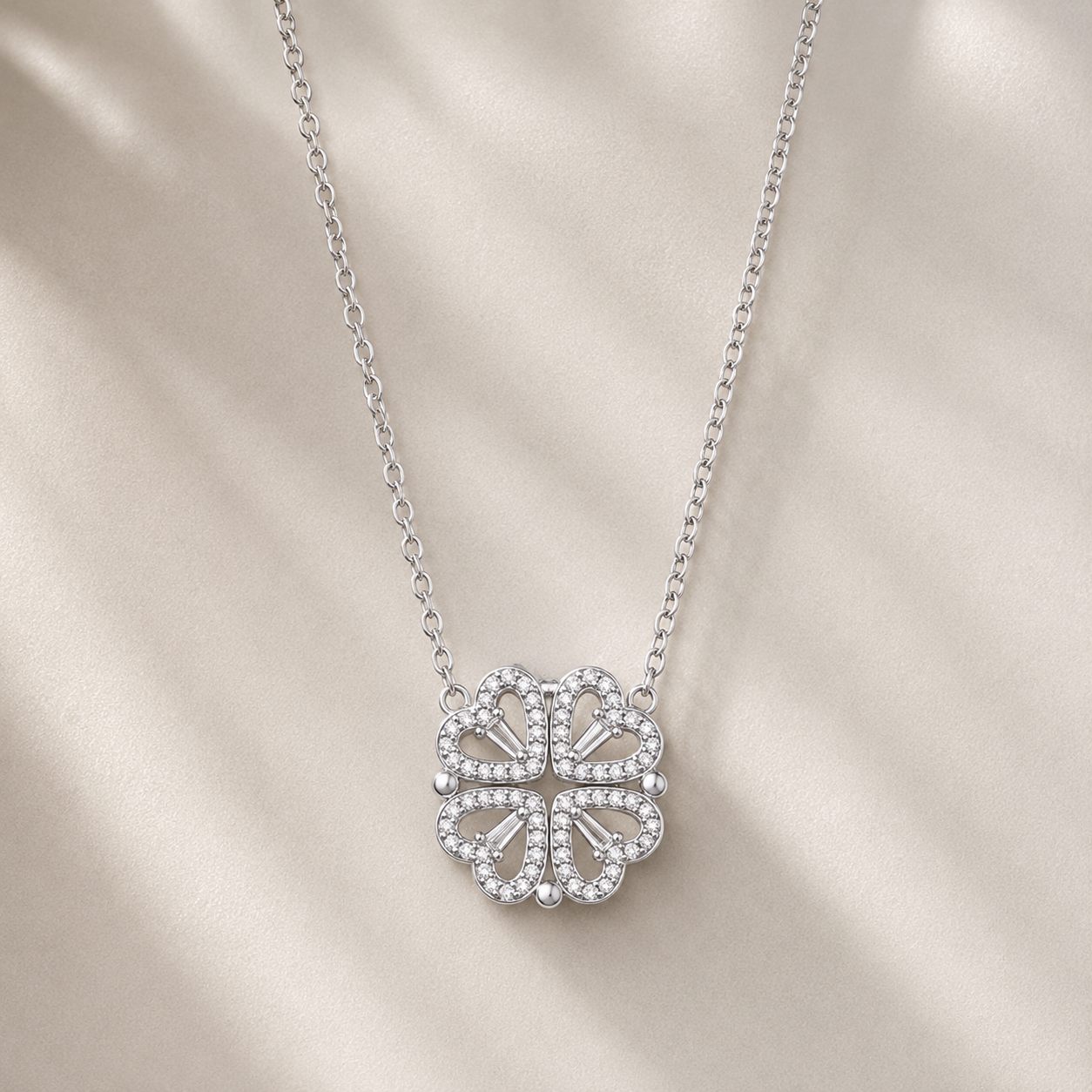 Four-Leaf Clover Necklace - Majlismart