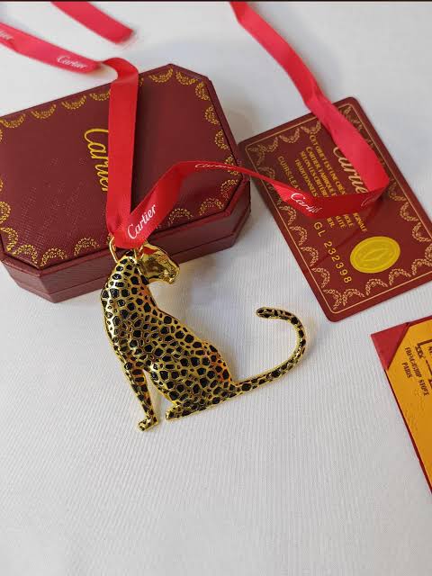 Luxury Leopard Car Hanging Ornament – Premium Vehicle Decor